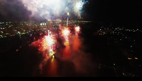 Fuegos artificiales como nunca los habías visto…¡desde un drone!