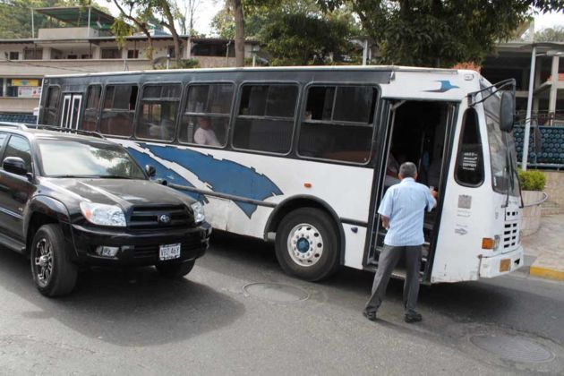 Pasaje mínimo en Caracas quedó fijado en Bs 13