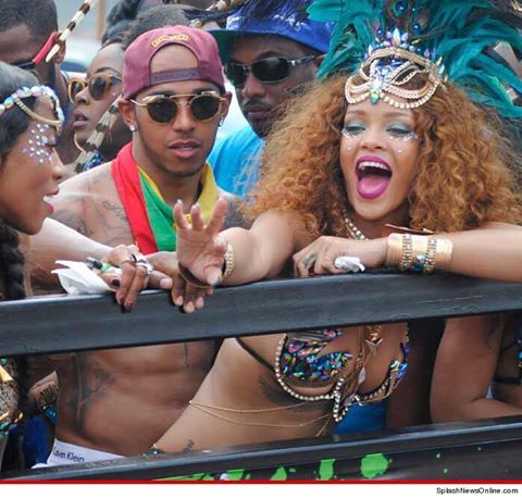 El perreo intenso de Lewis Hamilton con Rihanna (FOTOS)