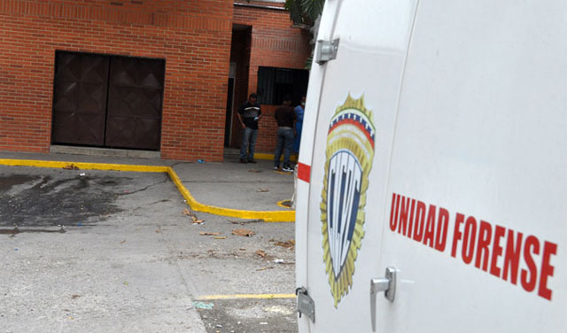 Murió al caer de las gradas de un estadio en Aragua