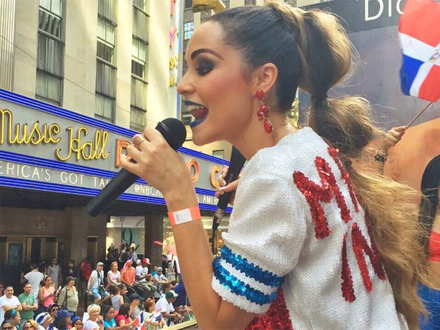 Así fue la participación de Sharlene en la Parada Dominicana de Nueva York