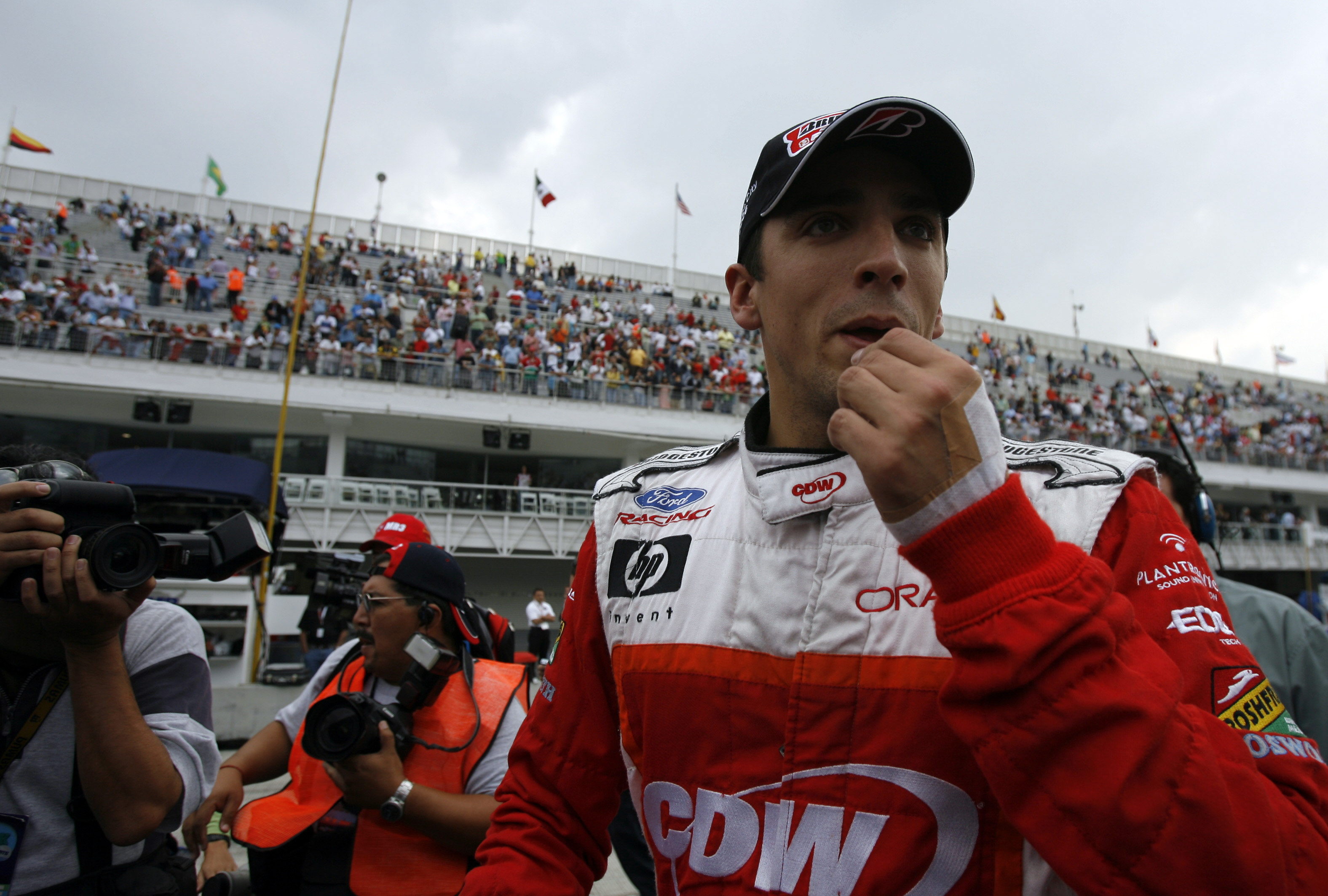 Piloto de Indycar Justin Wilson continúa en coma tras accidente en EEUU