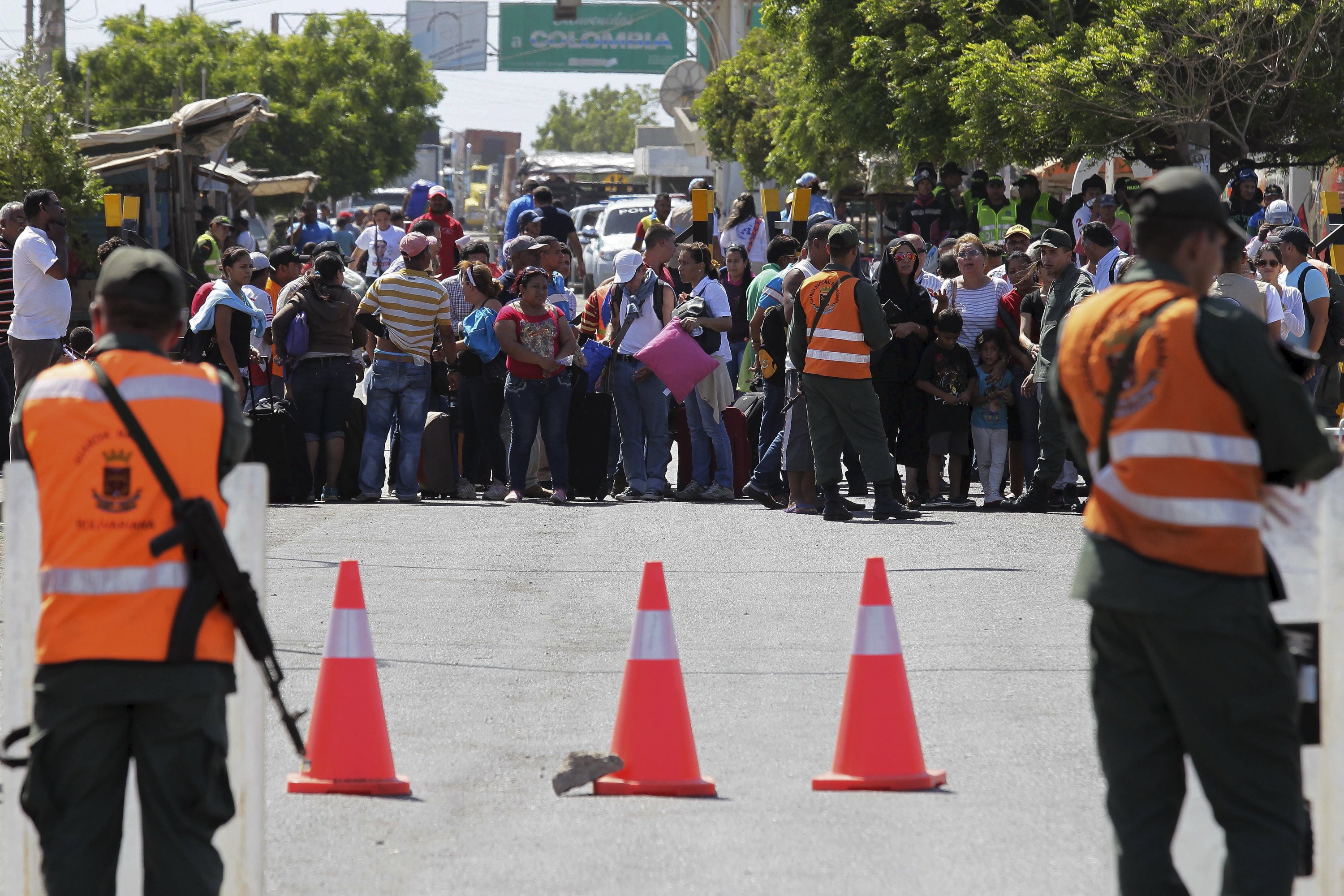 El cierre de la frontera opaca el ambiente de campaña electoral