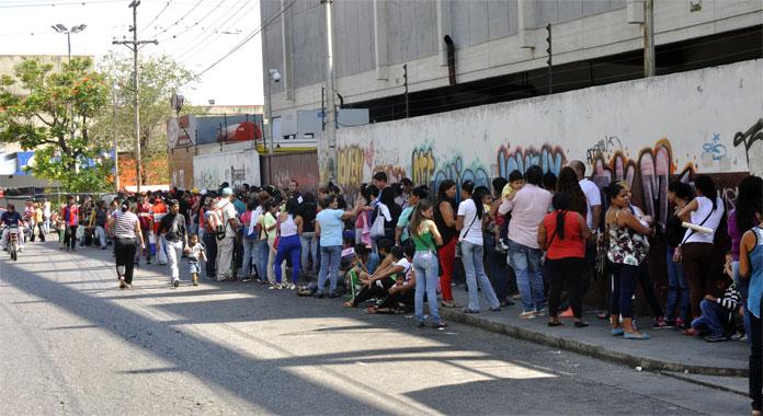 Liceistas no han asistido a clases por irse a “bachaquear”