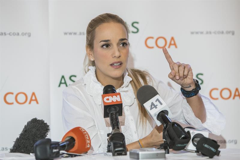 Lilian Tintori denuncia presunta persecución y acoso por parte del “régimen” (Fotos)