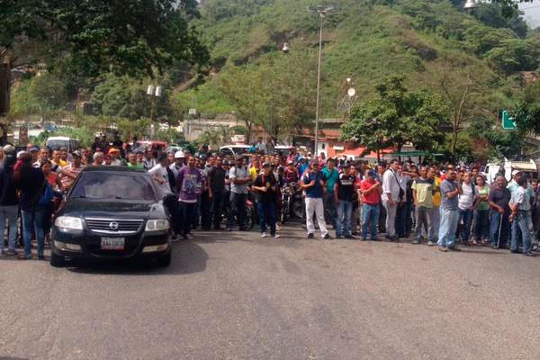 Implicados dos Policaracas en tiroteo con Polibaruta