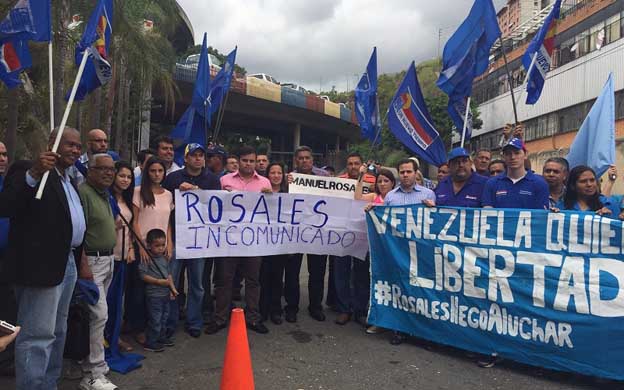 Prohíben a familiares y amigos que visiten a Rosales