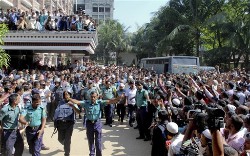 Sentencian a muerte a seis personas por tortura y asesinato de niños en Bangladesh