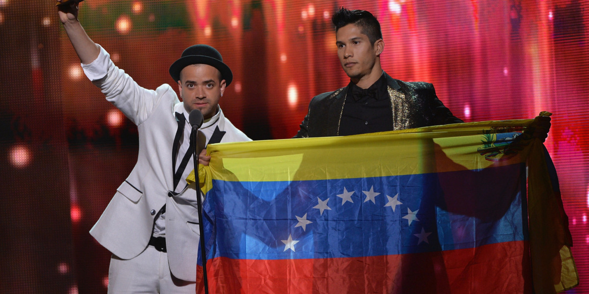 Chino y Nacho van esta noche por un Grammy Latino