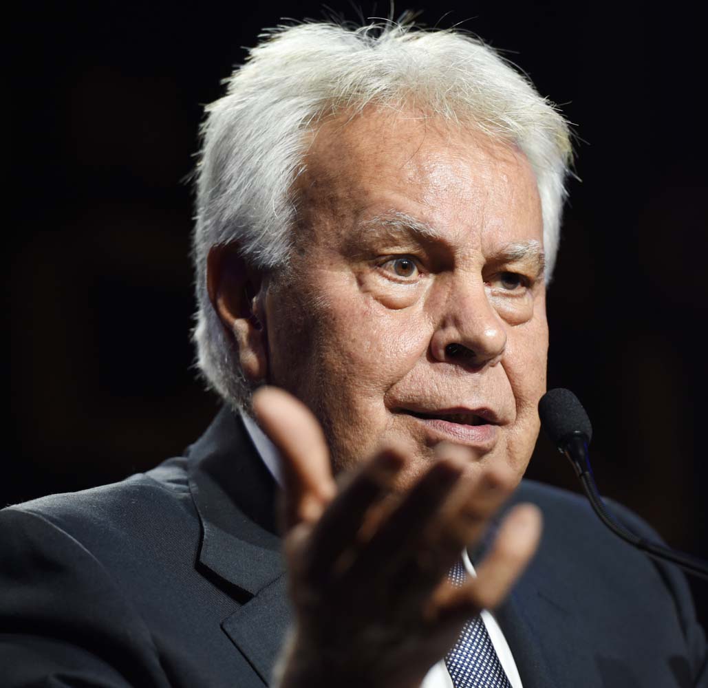 Felipe González pide igualdad de oportunidades para la oposición el 6D