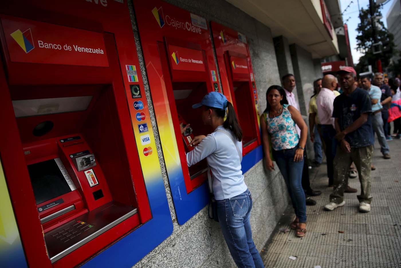 El lunes 15 de agosto es feriado bancario