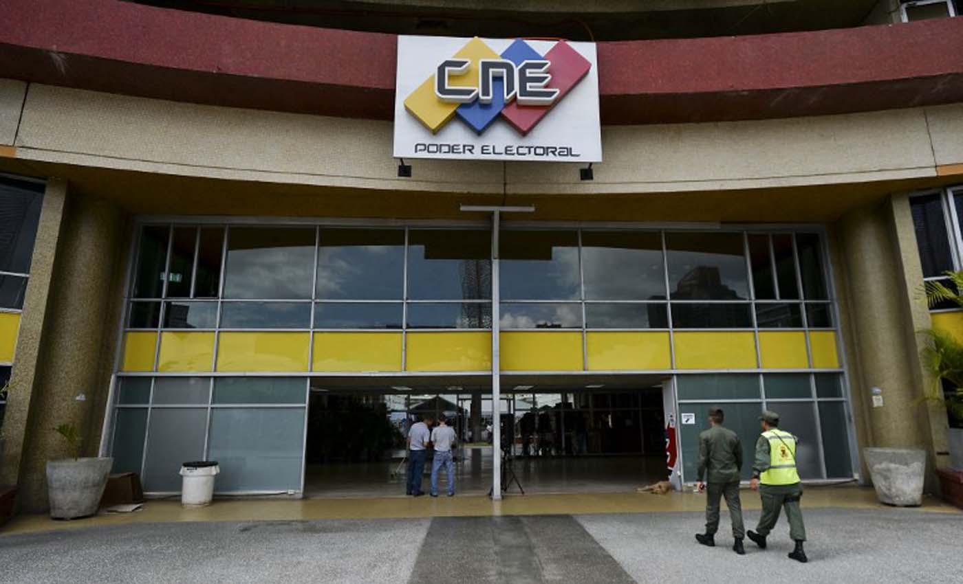 CNE aprobó entrega de formulario para activación de referendo revocatorio