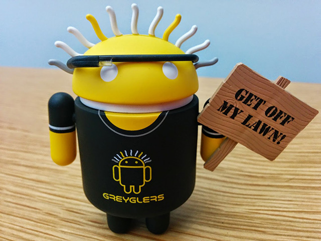 greyglers-android-figurine