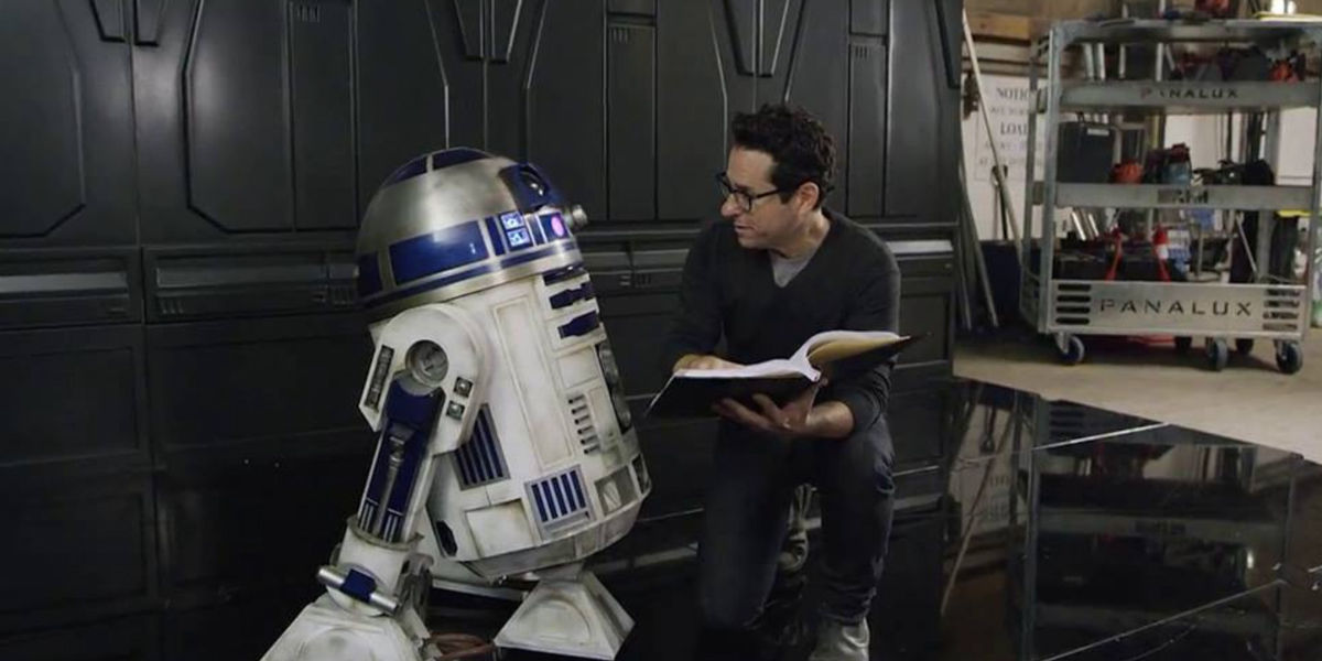 Protagonistas de “Star Wars” destacan trabajo de J.J. Abrams