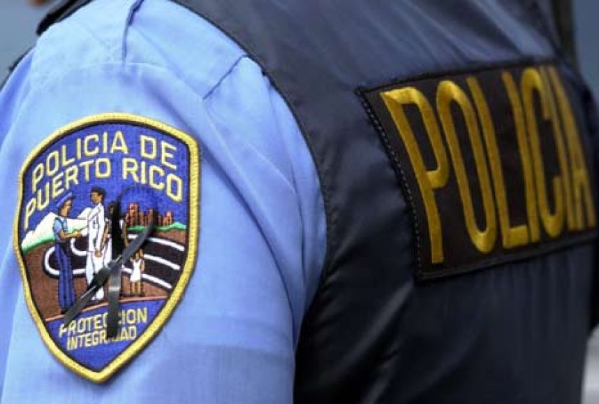 Sepultan a un policía que murió por disparos de un compañero en Puerto Rico