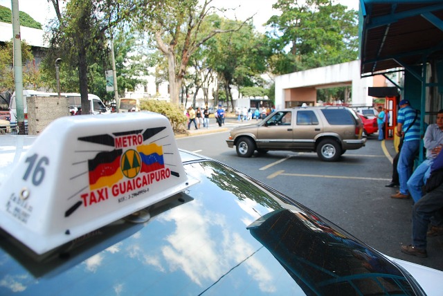 Al menos 400 taxistas temen quedar sin trabajo