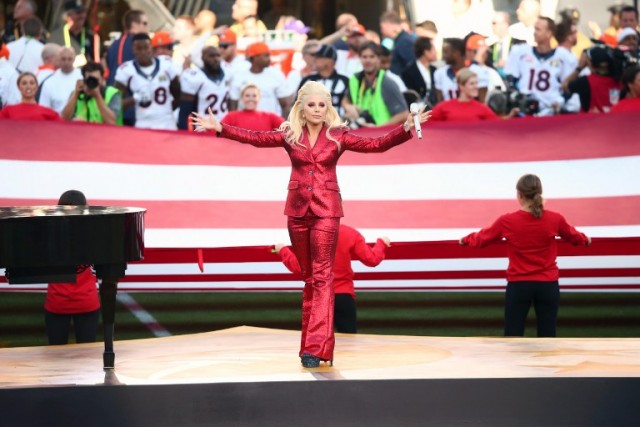 ¡Impecable! Así fue la presentación de Lady Gaga en el #SuperBowl