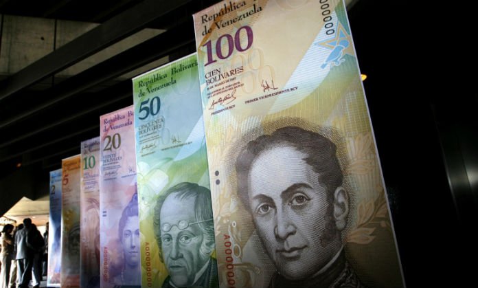 Billetes nuevos circularían sin preparación de bancos