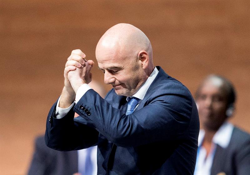 Infantino invita a niños atrapados en cueva en Tailandia a la final del Mundial