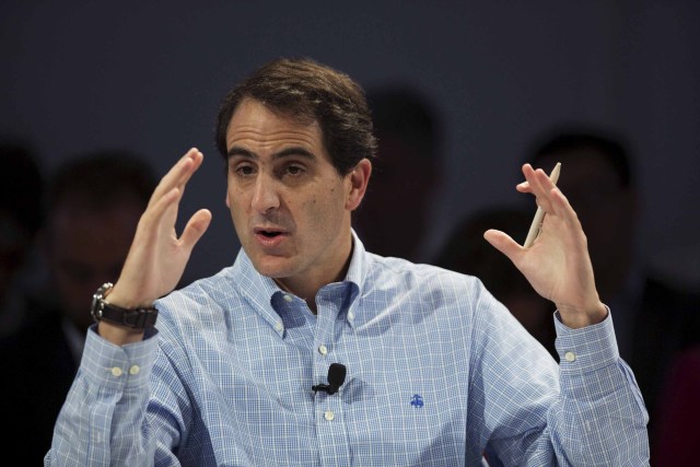 Tomas Estrada Gonzalez, Minister on Mines and Energy of Colombia, attends the World Economic Forum on Latin America 2015 in Riviera Maya, Mexico, May 7, 2015. REUTERS/Victor Ruiz Garcia  - RTX1C0AU