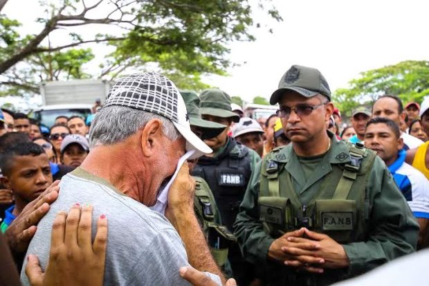 Familiares de mineros desaparecidos: “Aterrizamos en ocho puntos pero no vimos nada”