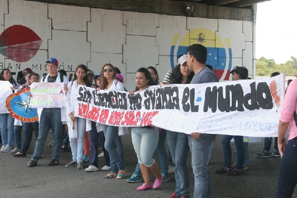 Escuela de Ciencias de la UDO tiene dos meses sin laboratorios