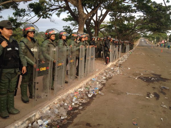 Tumeremo militarizada de punta a punta (Fotos y Videos)