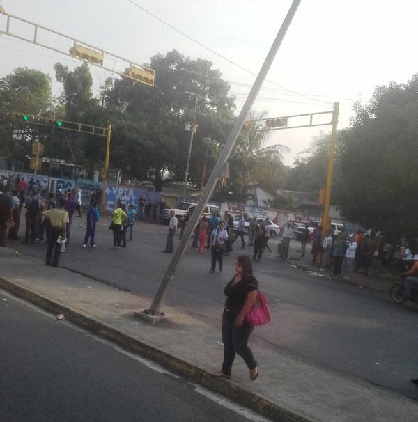 En Maracay protestan por el aumento del pasaje en el transporte público