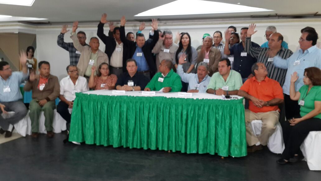 Directiva nacional de Copei renuncia, y dirigentes regionales toman las riendas