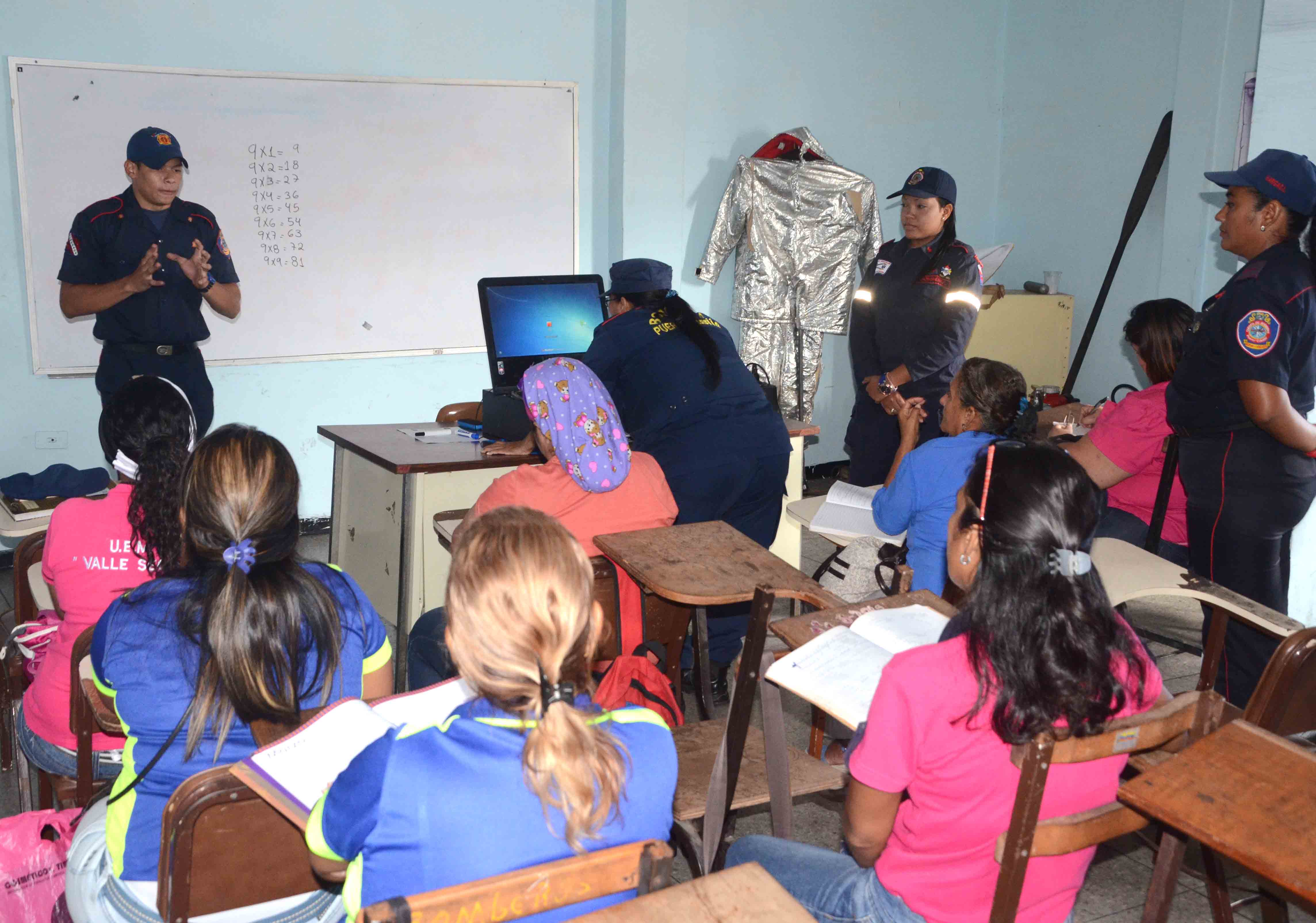 Dictan taller de capacitación para la prevención de eventos sísmicos