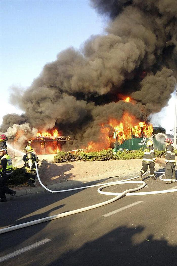 Al menos 16 personas heridas por explosión en un autobús en Jerusalén