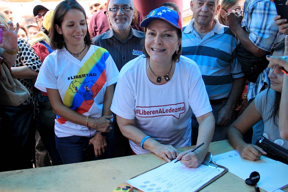 Mitzy de Ledezma: El Revocatorio garantizará la libertad para los presos políticos