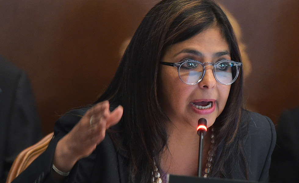 Delcy Rodríguez al canciller paraguayo: Sus amenazas insultan nuestra independencia