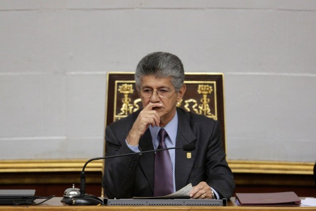 Henry Ramos Allup, President of the National Assembly and deputy of the Venezuelan coalition of opposition parties (MUD), attends a session of the National Assembly in Caracas, Venezuela, May 17, 2016. REUTERS/Marco Bello