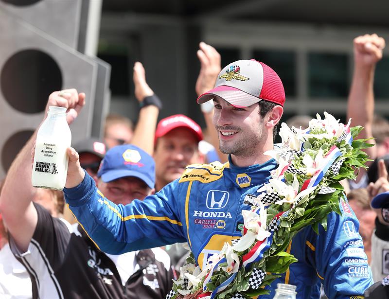 El debutante Alexander Rossi vence en la centésima Indy 500