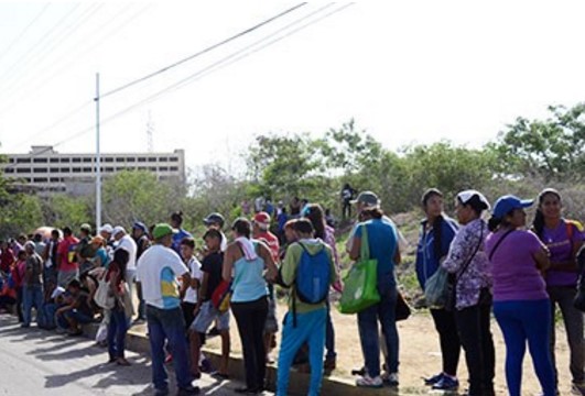 Temor a saqueos en las vías reduce ingreso de alimentos a la Isla de Margarita