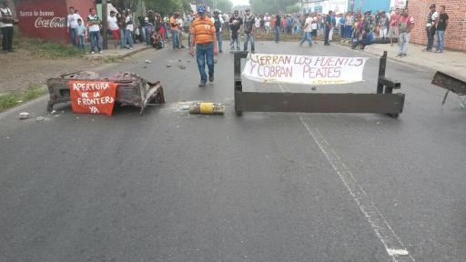 ureña protesta