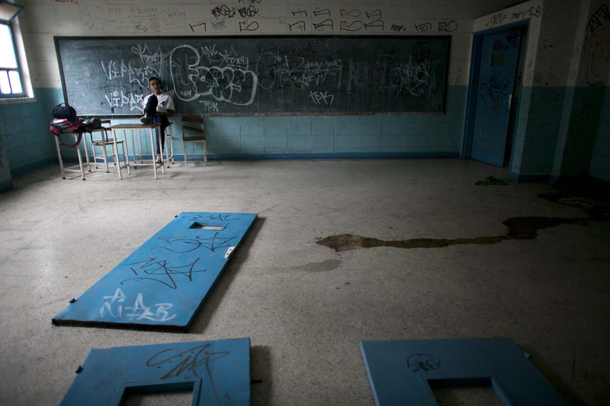 El descuido y el abandono asisten a clases en Venezuela