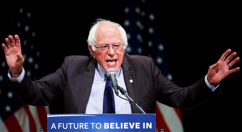 Sanders a sus seguidores: Tenemos que vencer a Trump y elegir a Clinton