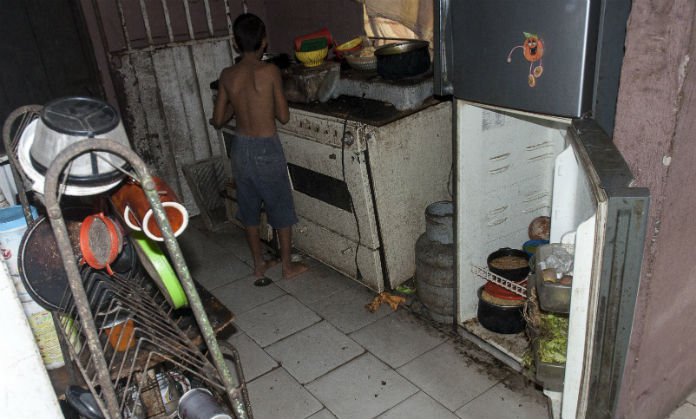 Venezolanos que huyen de una crisis para empezar otra