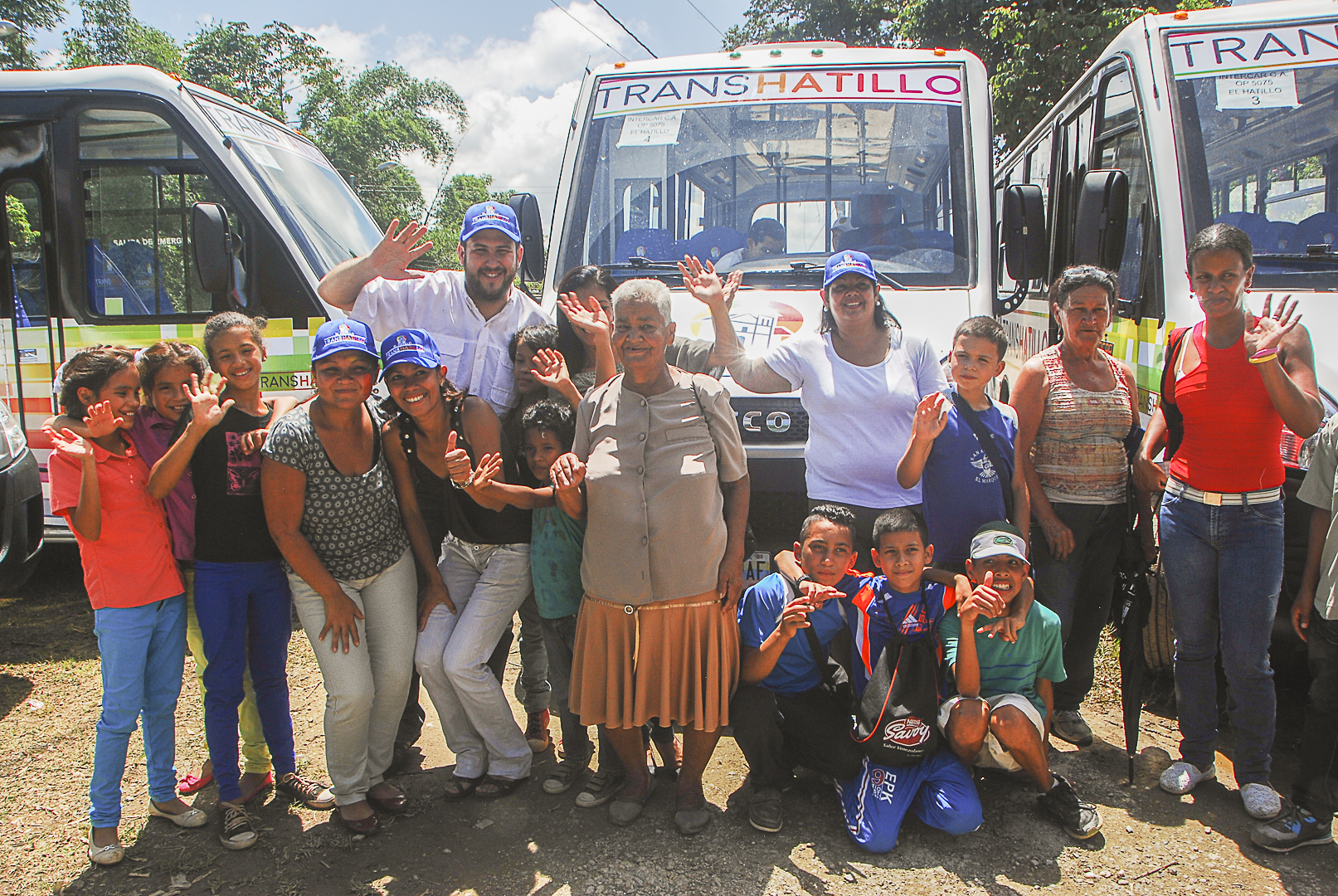 Smolansky inaugura TransHatillo en beneficio de 100 mil vecinos del municipio