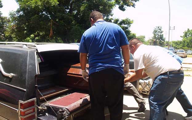 Sale a buscar agua y lo asesinan en Zulia