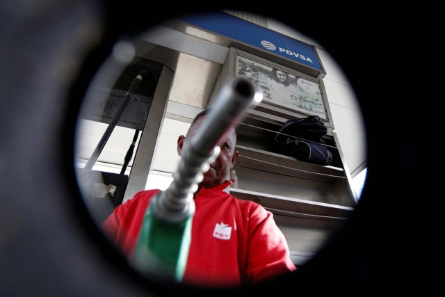 pdvsa gasolina reuters