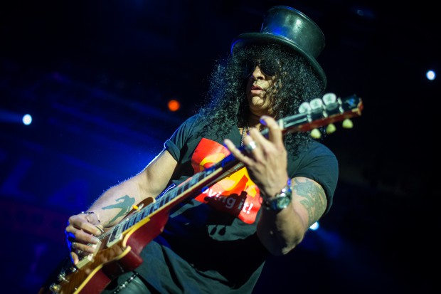 “Defiendo Ucrania y defiendo la libertad”: El mensaje de Slash al país invadido por Rusia (Video)