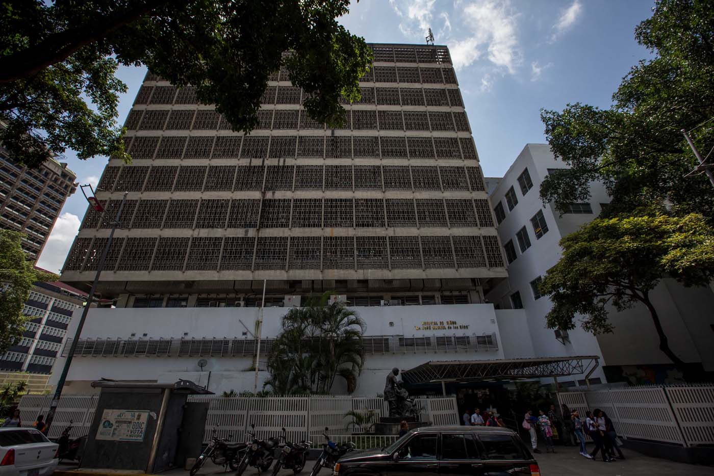 Sigue la TRAGEDIA: Falleció otro niño en el hospital JM de los Ríos