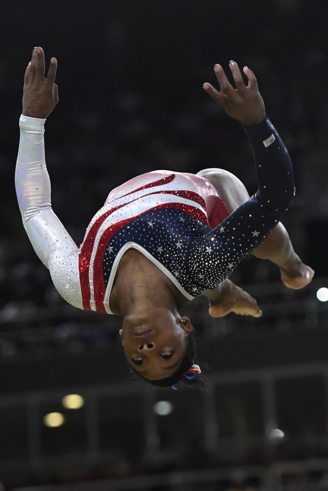 SimoneBiles (13)