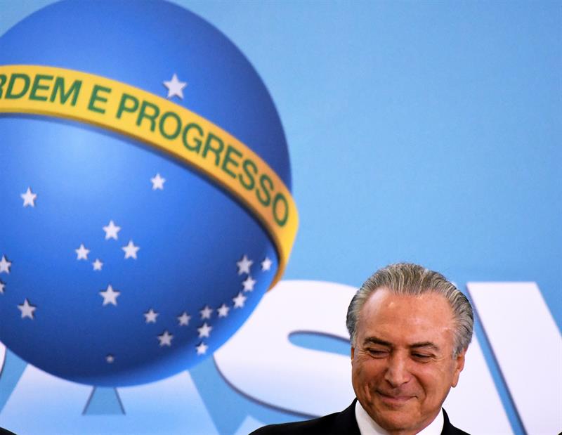 Temer cumple tres meses en el poder y espera la definición sobre Rousseff