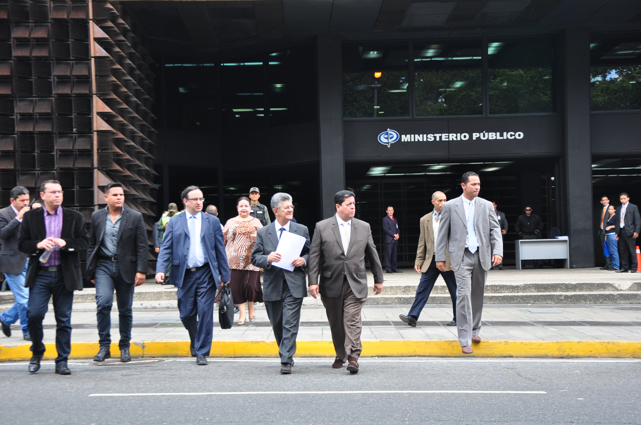 Asamblea Nacional consignó en Fiscalía los alegatos constitucionales ante sentencia del TSJ