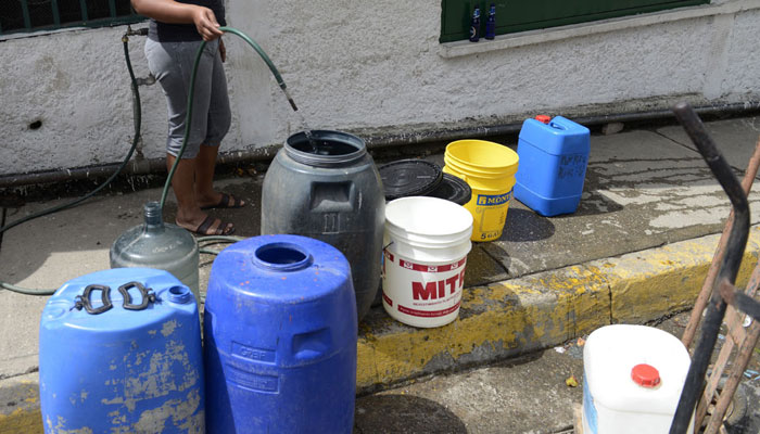 Ladrones vacían los tanques de agua en Carora