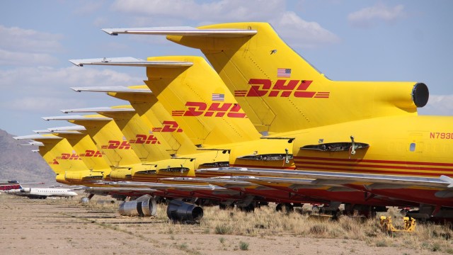 El aeropuerto Kingman, en Arizona, alquila espacio en sus terrenos para que grandes aerolíneas ‘aparque’ en él sus aviones, pero no todos van allí a morir, ya que ofrece servicios de almacenamiento y reparación.